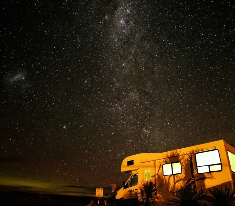 camper-camping-constellation